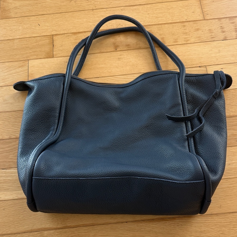 Elegant navy  Leather Tote Bag